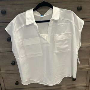 White V neck collared top L